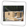 Casa con pareti di pannelli premontati tipo ossatura - piattaforma o timber frame - vista durante il montaggio