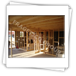 Casa con pareti di pannelli premontati tipo ossatura - piattaforma o timber frame - vista durante il montaggio